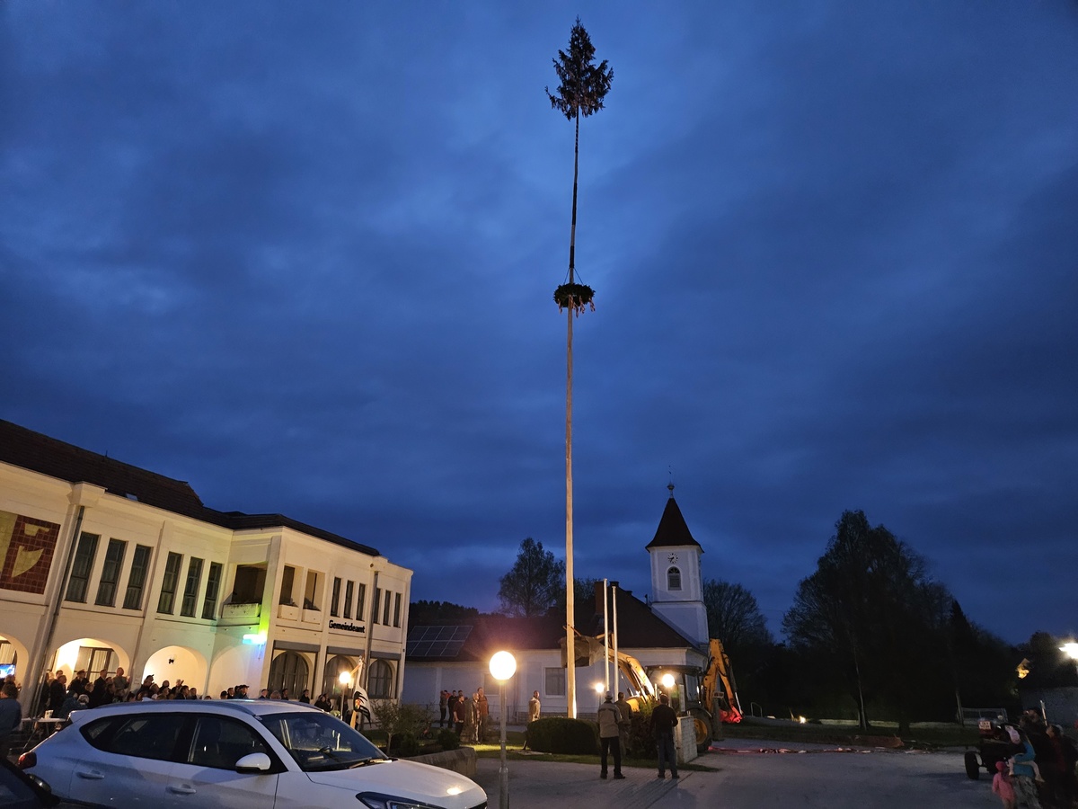 Maibaumaufstellen Aktuelles Sp Kemeten